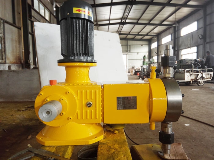 液壓隔(ge)膜泵JZM