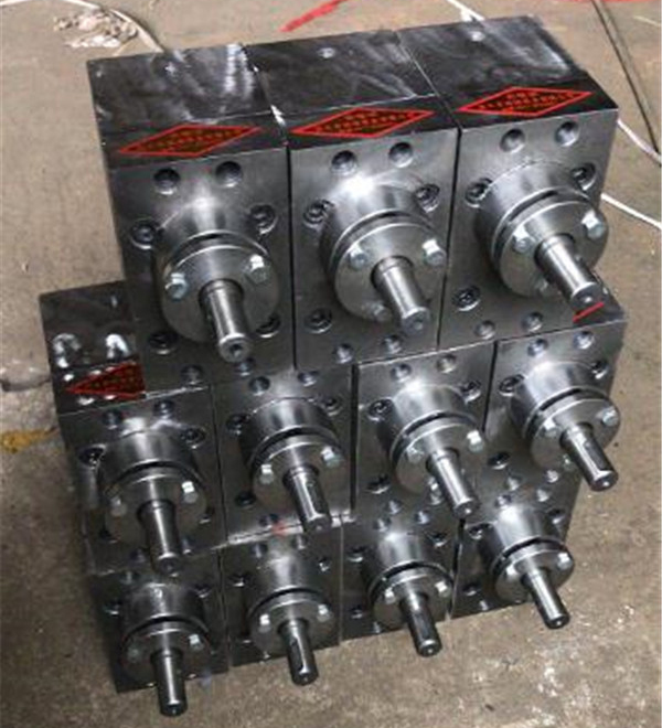 熔噴泵、烷體泵(beng)、熱熔膠泵--有現(xian)貨